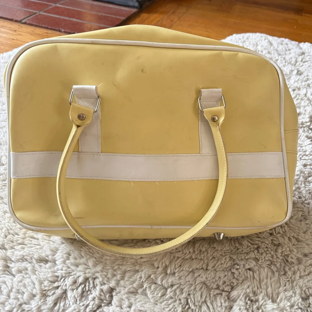 Vintage Mary-Kate and Ashley Olsen Bowling Bag Y2K Active 89 Satchel Athletic